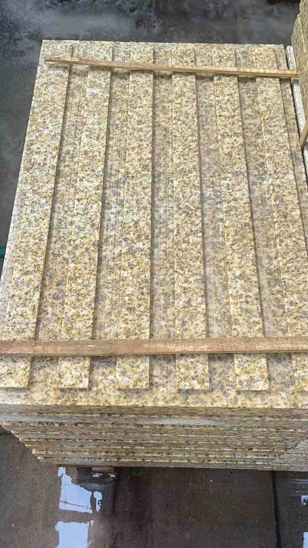 吕梁黄金麻盲道 石材盲道