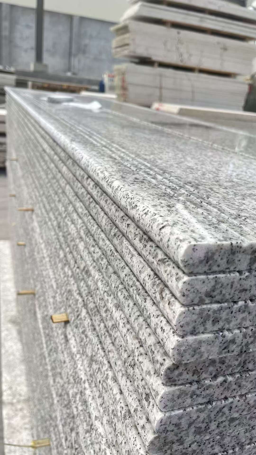 吕梁芝麻白楼梯踏步 花岗岩楼梯板材