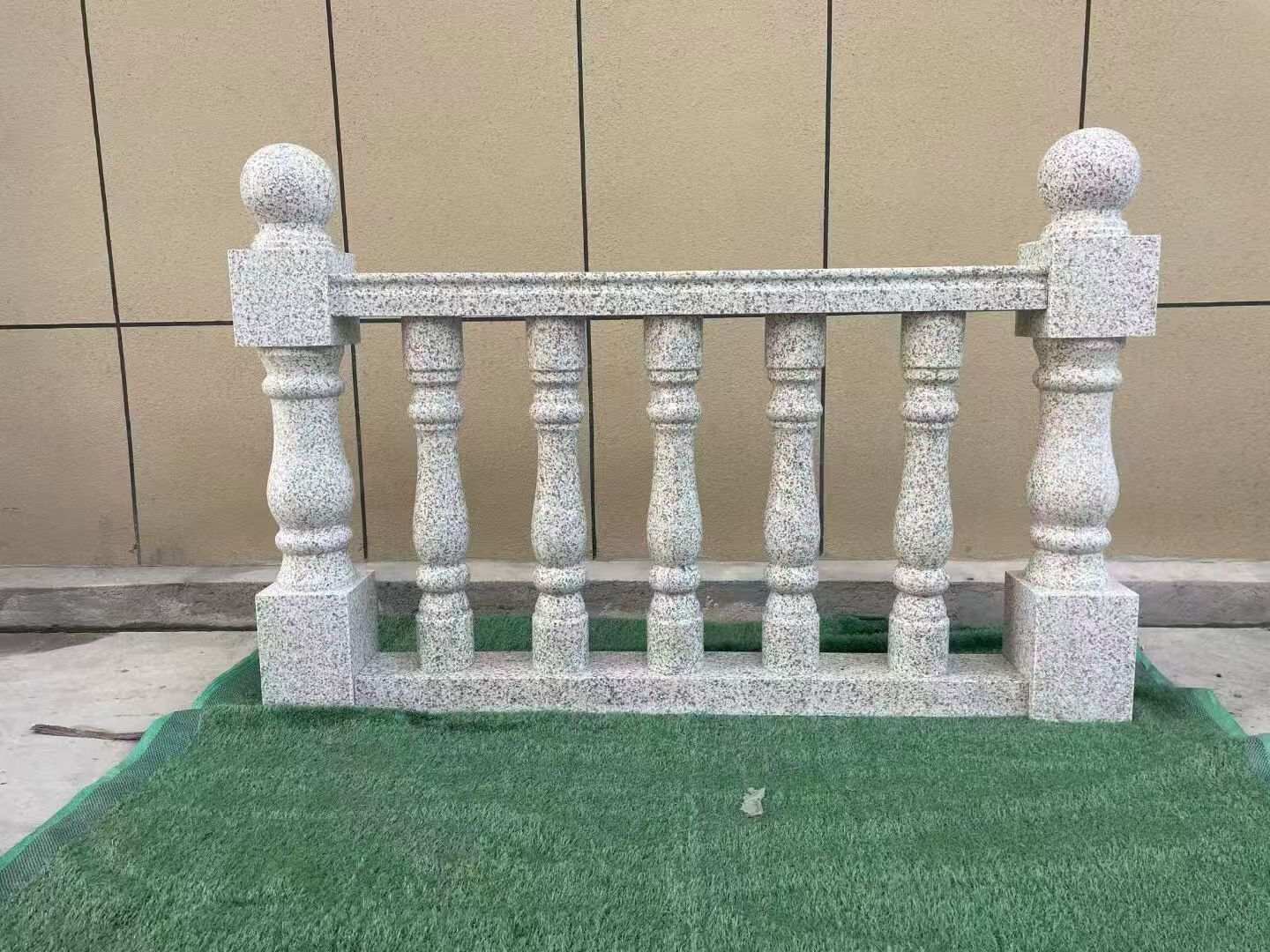 吕梁芝麻白阳台栏杆 花岗岩栏杆